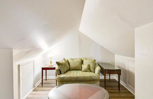 Walk to UK Campus Charming Home with Patio! - Foto 19