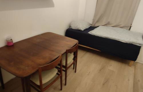 3 Floor XXL House, 7 Rooms, 2 Kitchen, 15 Minutes to Frankfurt, Washing Machine - Foto 40