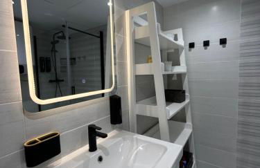 Diana Apartment - Terrace and Pool - 80m from the Beach - Foto 8