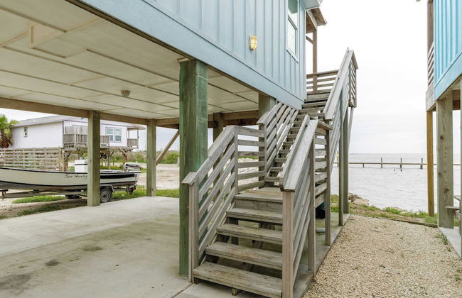 Waterfront, Shared Boat Dock & Pool w/ Views Ariels Grotto by Avantstay - Foto 41