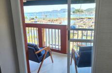 SUPER FLAT 180 graus em Angra dos Reis , Frente Mar na Marina Piratas com estacionamento - Foto 70