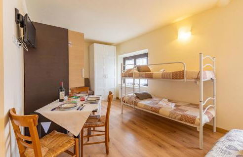 Beautiful Apartment In Avaglio - Foto 12