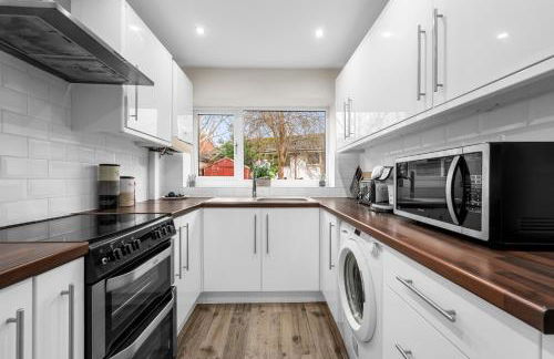 Stylish 3-Bed Close to MCR City Centre for 8 Guests - Foto 16