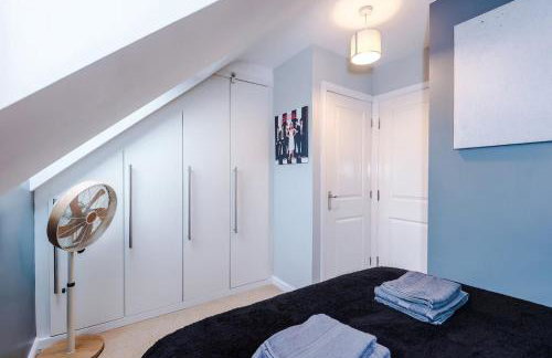 Spacious 3 bedroom home with garden - Foto 37