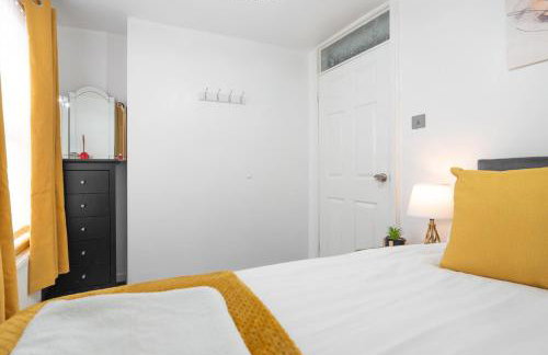Newly Renovated 4BR House with lots of amenities - Foto 42