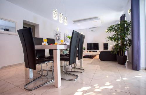 Villa Golden Garden with 50sqm private pool - Foto 21