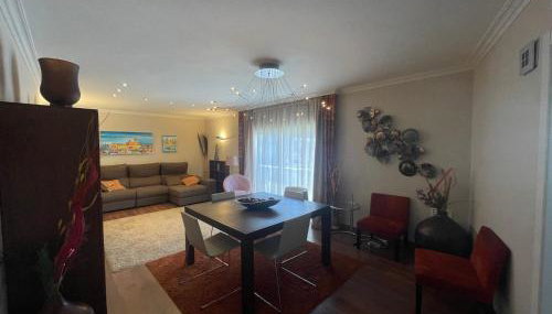 Family apartment with large terrace - Photo 3