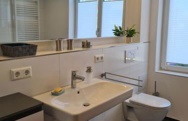 R7 Bodensee mit Seesicht sonnig ruhig groß - Foto 8