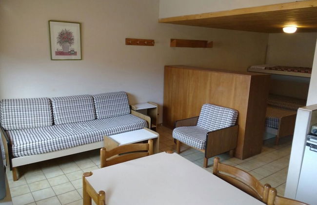 Cirrus Apart - Photo 29