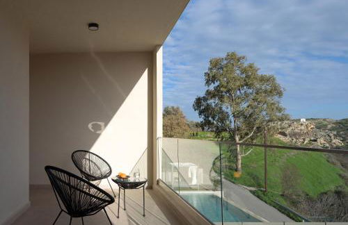 Venerato Villas Ampela & Apolonia, with Pool, Spa Whirlpool & Heritage, By ThinkVilla - Foto 29