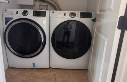 LA Dream Gem - Beautiful Home with Spa - Foto 46