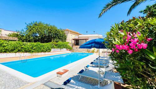 Villa Giada - Foto 4, Garden, sunbed