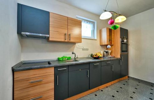 Beautiful Home In Dugo Selo - Foto 18