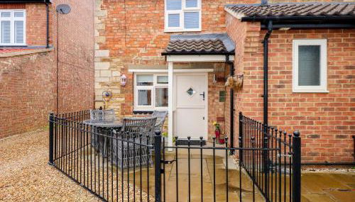 The Old Bakery Cottage - Photo 2