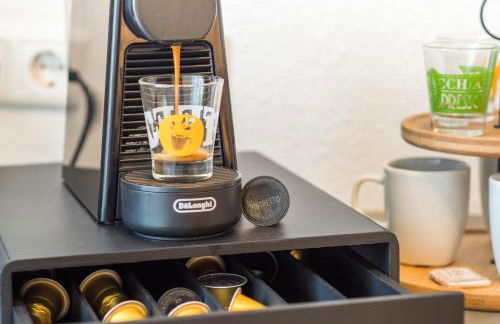 SCHWARZLINS LoftRaum - Stilvolles Apartment mit Smart TV, NETFLIX, Disney Plus, schnellem WLAN, Parken, Nespresso - Foto 10