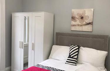 Grange Lone entire apartment with two double beds - Foto 3