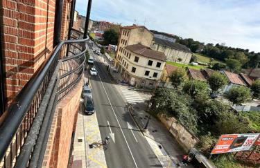 Precioso duplex en Oviedo WIFI - Foto 29