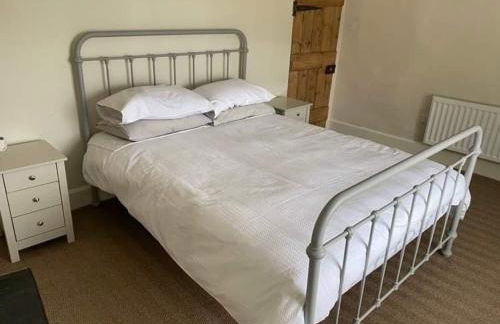 Little House - Photo 11