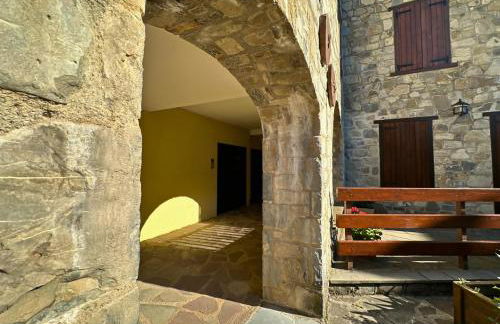 Caldares Exclusivo Ático en El Pueyo de Jaca - Foto 47