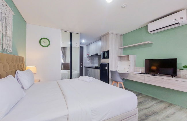 Best Homey And Nice Studio At Bintaro Icon Apartment - Foto 15
