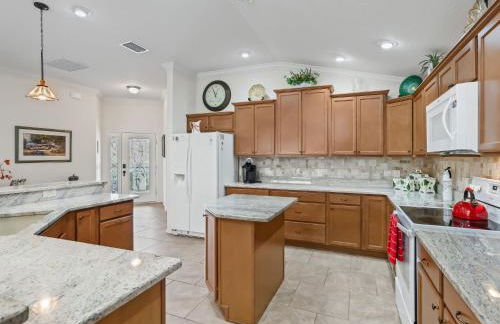 1068 Z4B VILLAGE OF PINE RIDGE by REMAX Premier - Foto 38