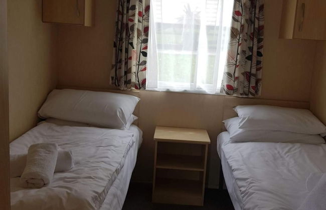 2br-pool-garden-parking-wifi-sleeps6 - Foto 2