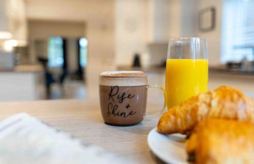 Luxury Living Away From Home - Foto 39