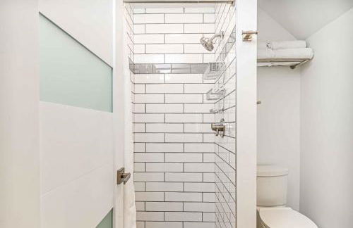 Latitude Adjustment Walk to Beach & Dining! - Foto 62