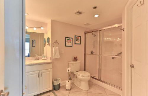 Destin Towers 143- Beach Front 2BR - Foto 46