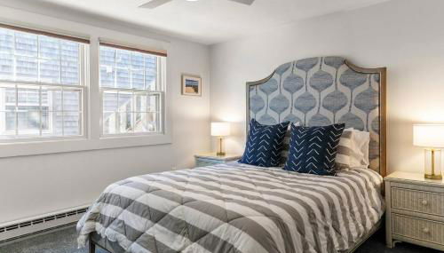 Stunning Bay Views | Beach Access - Deck - Parking - Photo 4