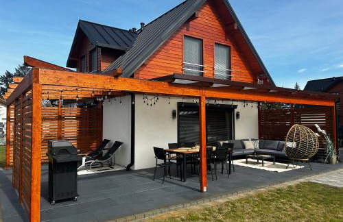 Lake HouseLubniewice domek całoroczny z jacuzzi blisko jeziora - Foto 2