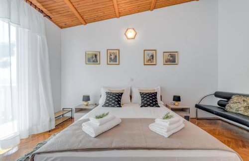 Above The Sea - Foto 26