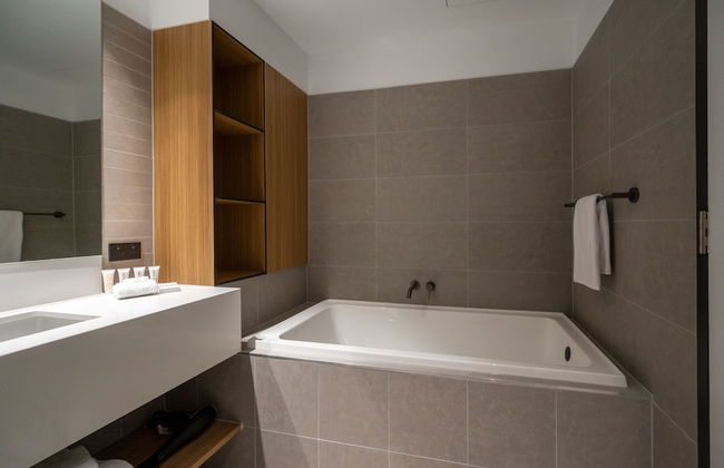 Nesuto Docklands Apartment Hotel - Photo 34