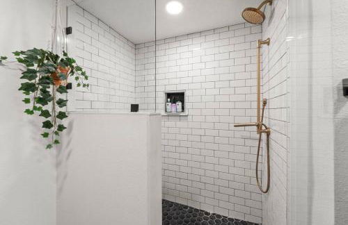 Sleeps 28, Events, Salt Pool/Spa, Outdoor Kitchen - Foto 33