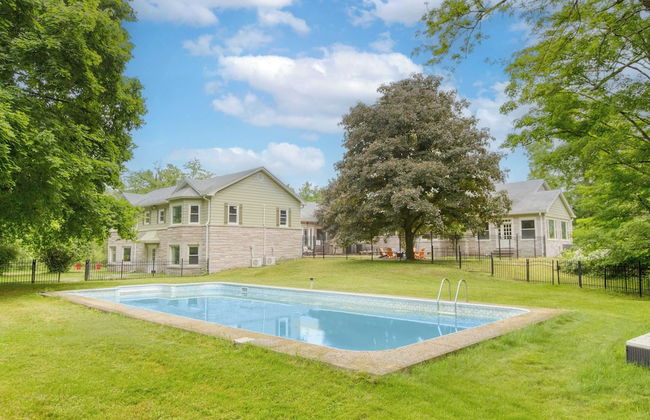 Game Farm Villa by Avantstay 10bdr, Private Pond, Spa, Pool Family-friendly - Foto 2