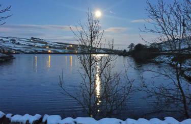 Bijou Cottage in Brontë Country with Wood-burning Stove & Hot Tub Spa - Foto 61
