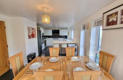 4 Bed Home in Altrincham by City SuperHost - Foto 8
