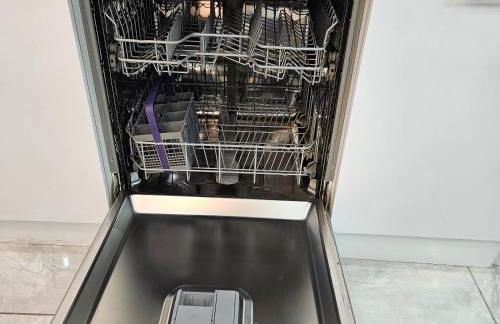 Vancouver Place - Photo 8