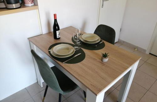 Le cocon de Marie,piscine, balcon, parking gratuit, baignoire - Foto 15