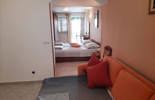 Apartments Zlosilo - Photo 22