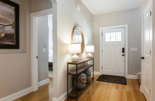 Meet Me in Athens I Beautiful 4-Bdrm House I 1 Mile to DT and Mins to UGA - Foto 18