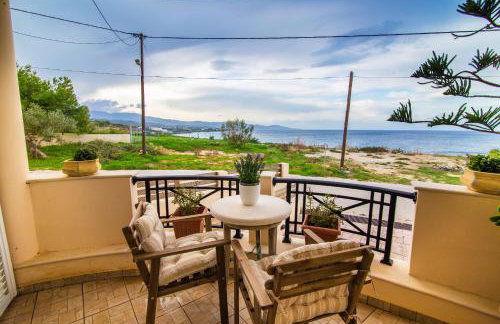 Kondarini Sea View Villa, Just 290m from the beach, by ZanteWize - Foto 58