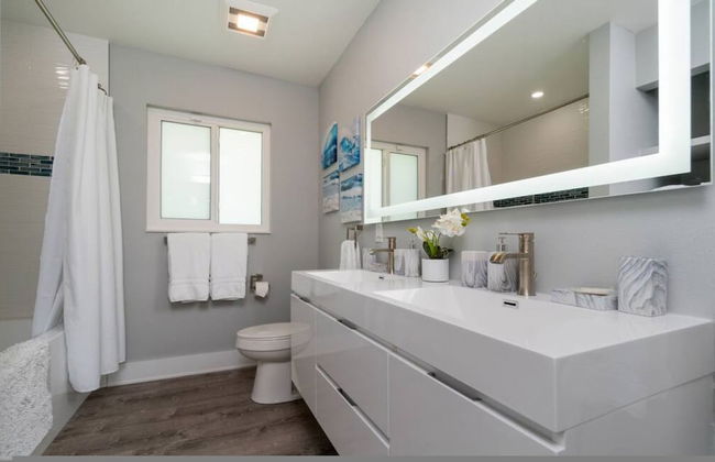 Villa Capri - Waterfront Retreat With Heated Pool - Foto 35