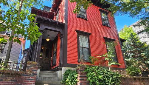 Stunning Apartment in Historic Federal Hill Mansion near Downtown & College Hill - Foto 2