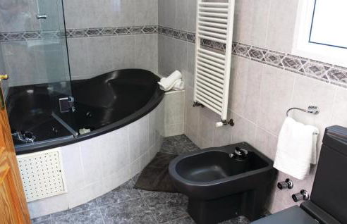 4 Bedroom Nice Home In Árchez - Foto 28