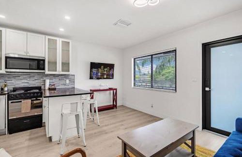 Convenient Quiet Retreat in Prime Location - Foto 28