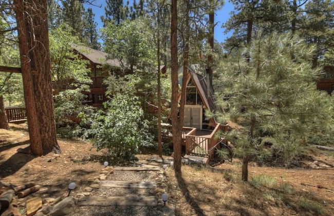 Acute A-frame Cabin w WiFi - Foto 23