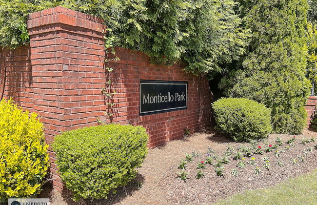 4 - Bed home, w/ Cali King Bed - 12 mins. to DTWN - Photo 58