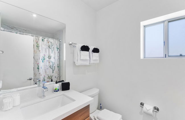 Modern Designer Studio with Pool - Foto 33