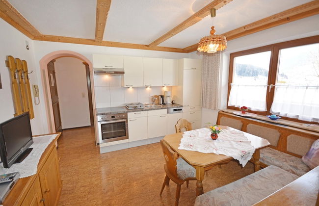 Apartment in Arzl With Wellness Area - Foto 4